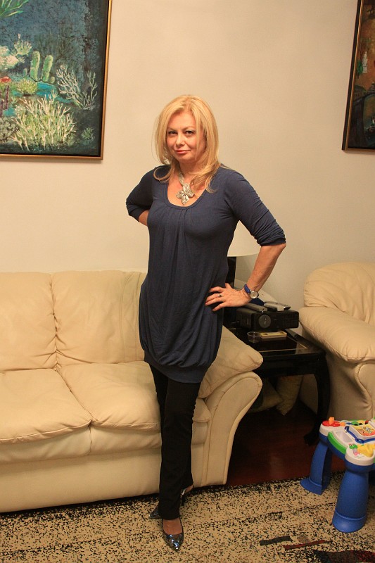 P2010-01-30 19-48-55.JPG